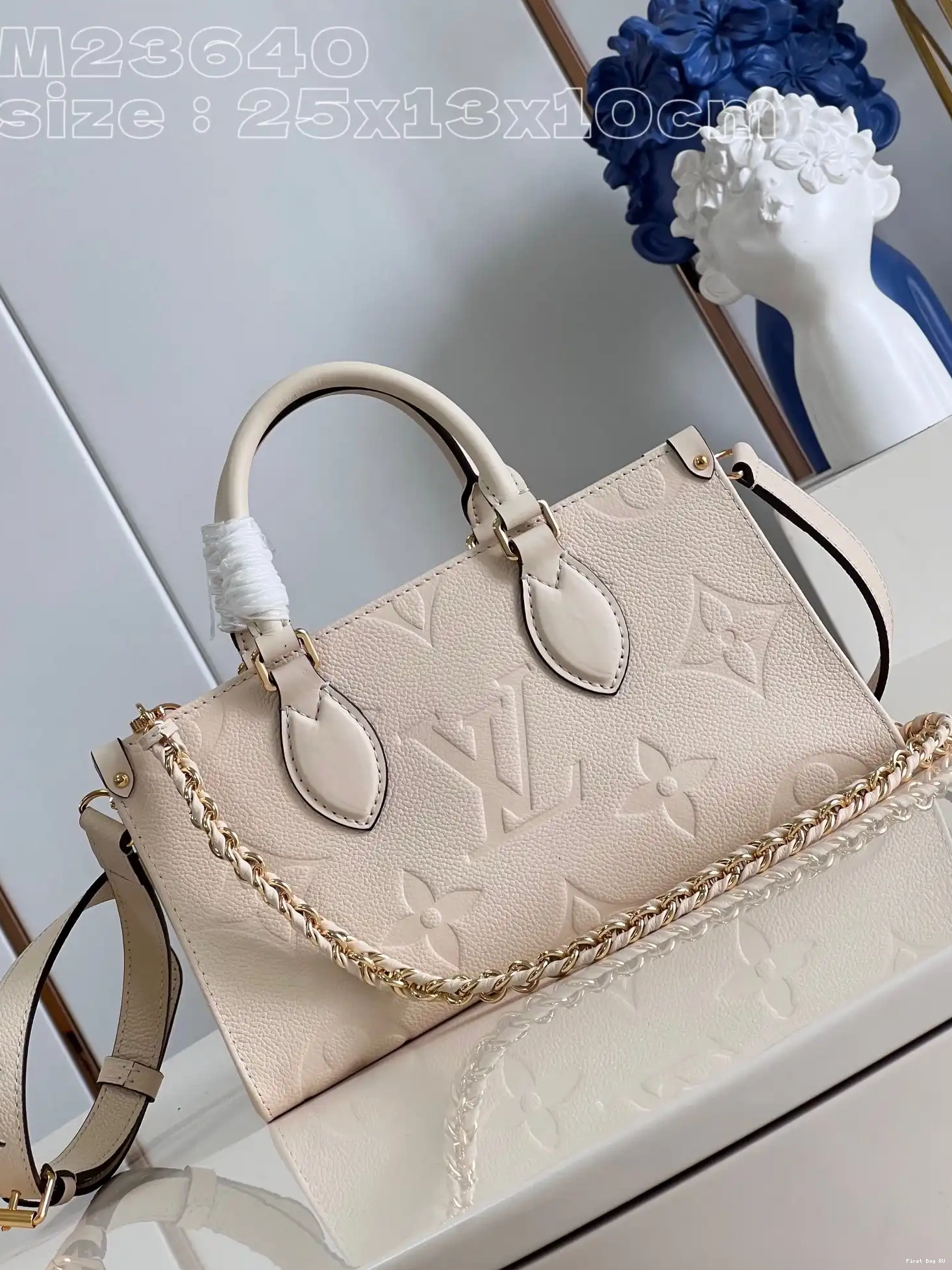 First bag ru West VUITTON ONTHEGO East LOUIS 0510